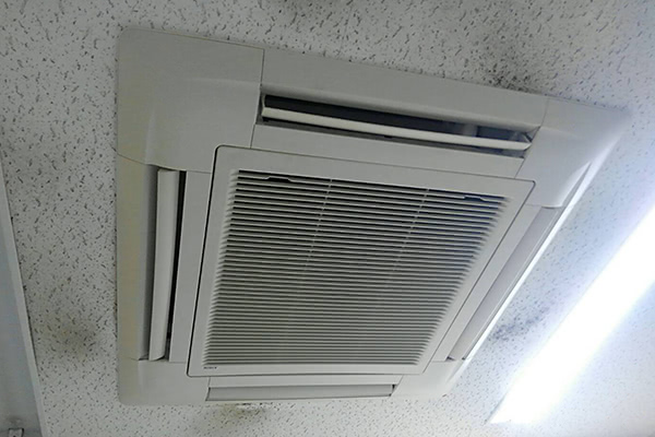 エアコンクリーニング エアコンの試運転