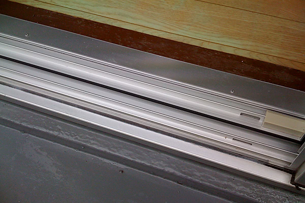 ガラスサッシクリーニングサービスの清掃後