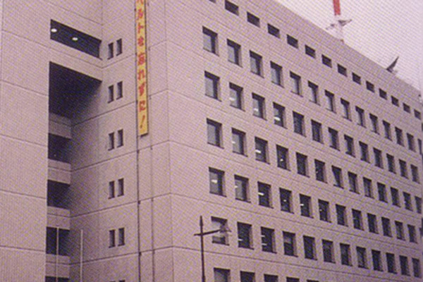 静岡県警察署様、外壁洗浄後