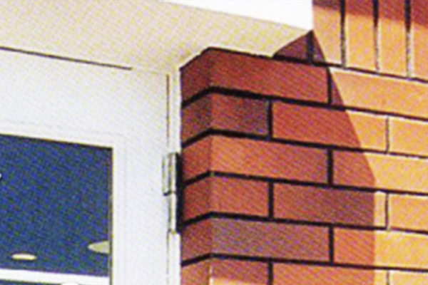 尼崎市での実例エフロ(白華)の除去後