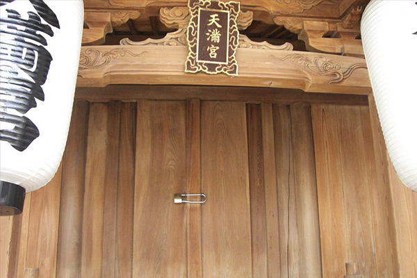 西宮市での白木洗浄・アク洗い後